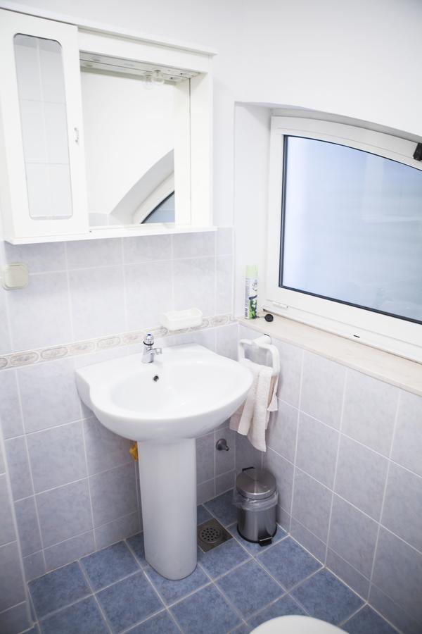 Apartment Dove With Sea View And Free Parking Dubrovnik Exterior photo